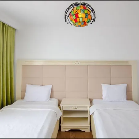 Phoenicia Mamaia