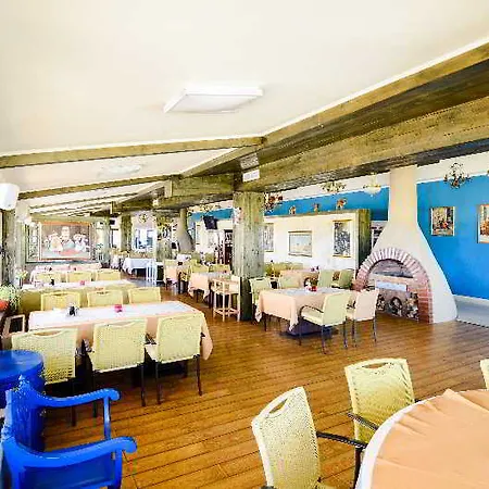 Phoenicia Mamaia