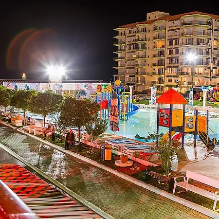 Aparthotel Phoenicia 4*