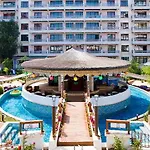 Phoenicia Aparthotel 4*