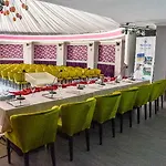 Phoenicia Mamaia
