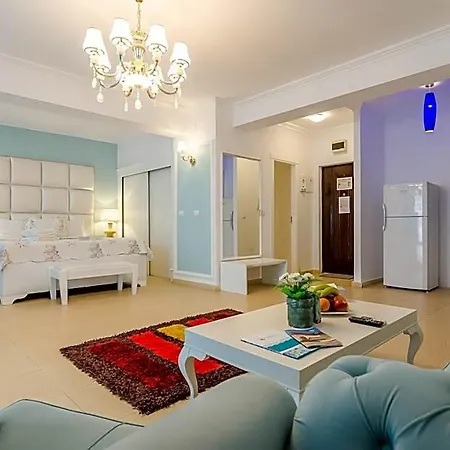Aparthotel Phoenicia 4*