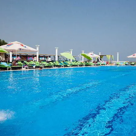 Phoenicia Hotel apartamentowy Mamaja