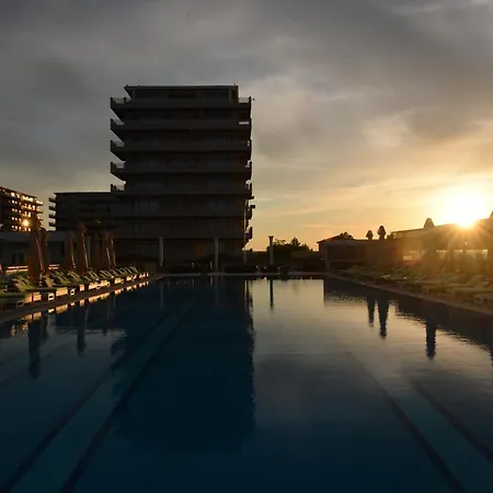 Hotel apartamentowy Phoenicia 4*