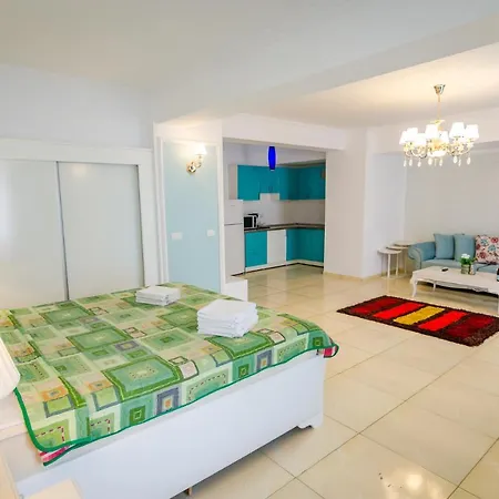 Phoenicia Hotel apartamentowy 4*