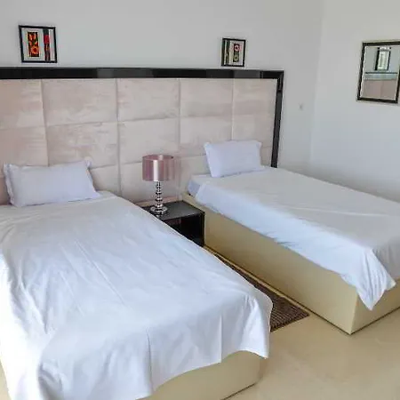 Phoenicia Hotel apartamentowy