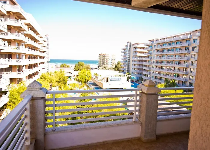 Phoenicia Aparthotel Mamaia