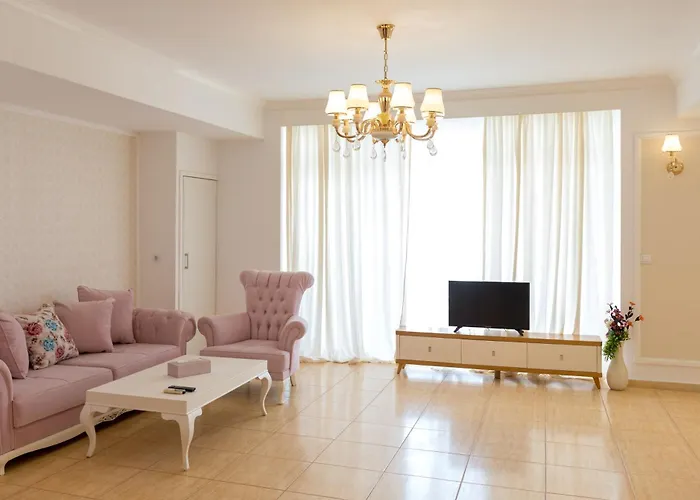 Phoenicia Aparthotel 4*