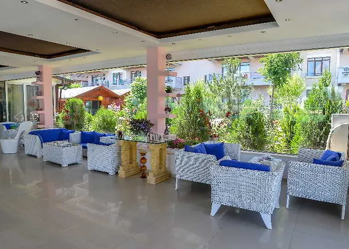 Phoenicia Aparthotel Mamaia