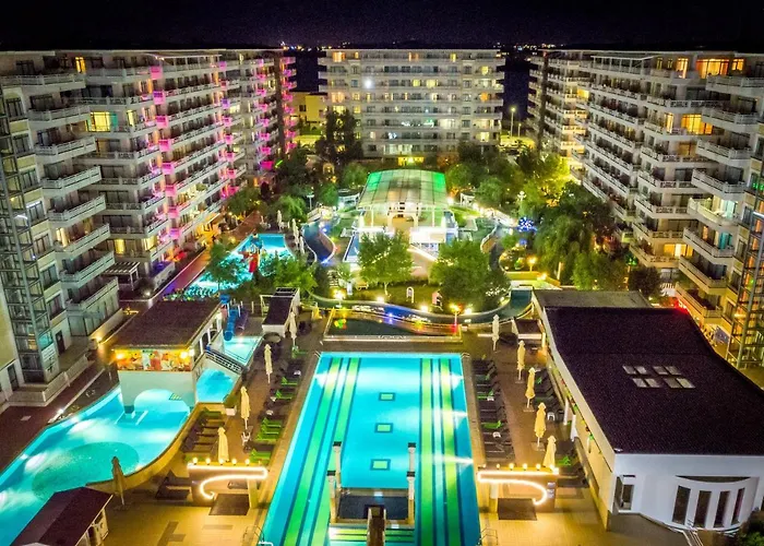 Phoenicia Aparthotel 4*